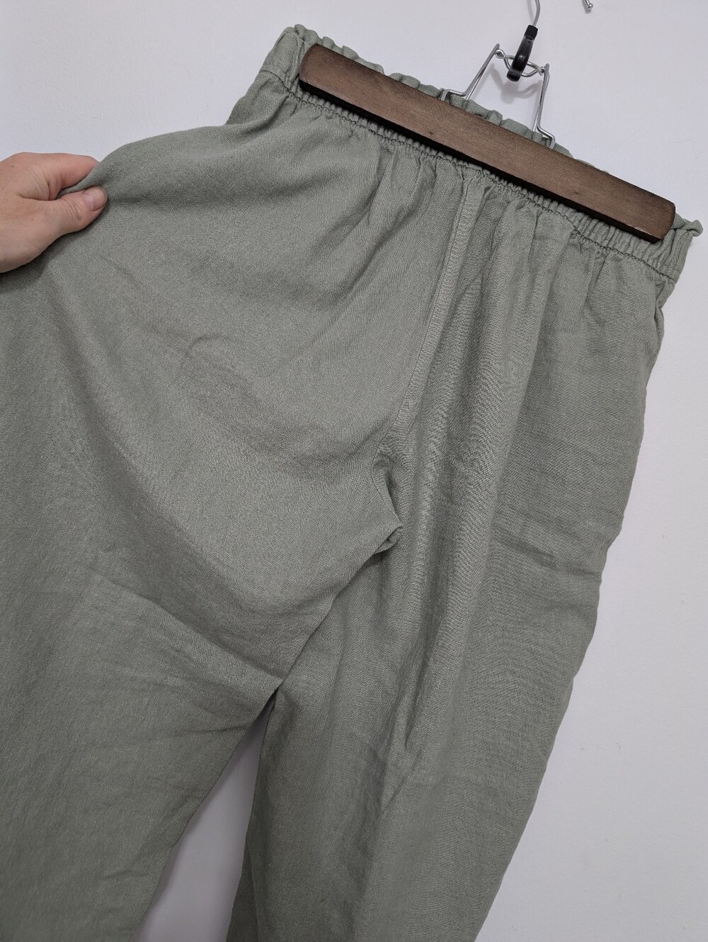 Women's Wide-Leg Pull-On Pants in Sage Green - Picture 7 of 16